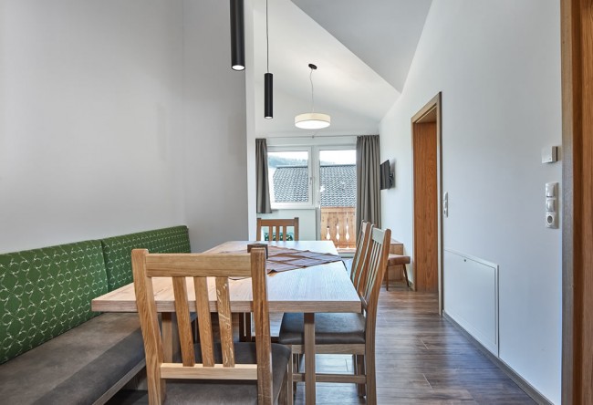 Sitzecke, Küche im Appartement Typ C mit 80 m² für 4 - 7 Personen